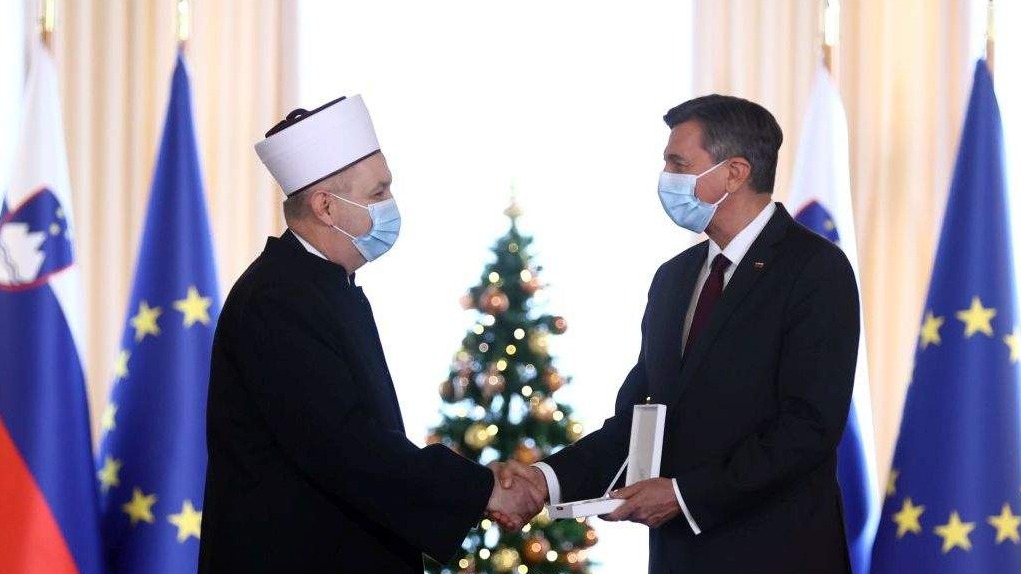 Predsjednik Republike Slovenije uručio srebreni orden za zasluge muftiji Grabusu