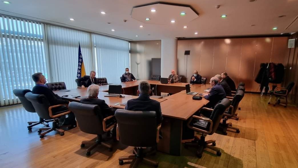 Izetbegović se sastao s predstavnicima Udruženja generala: Zaštita interesa Bosne i Hercegovine