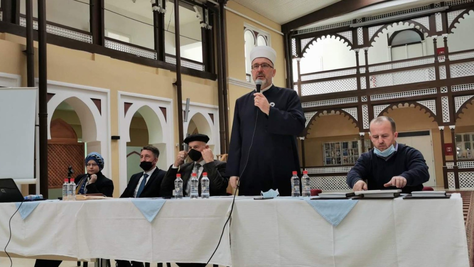 Travnik: Održan redovan stručni seminar za imame i muallime Muftijstva travničkog