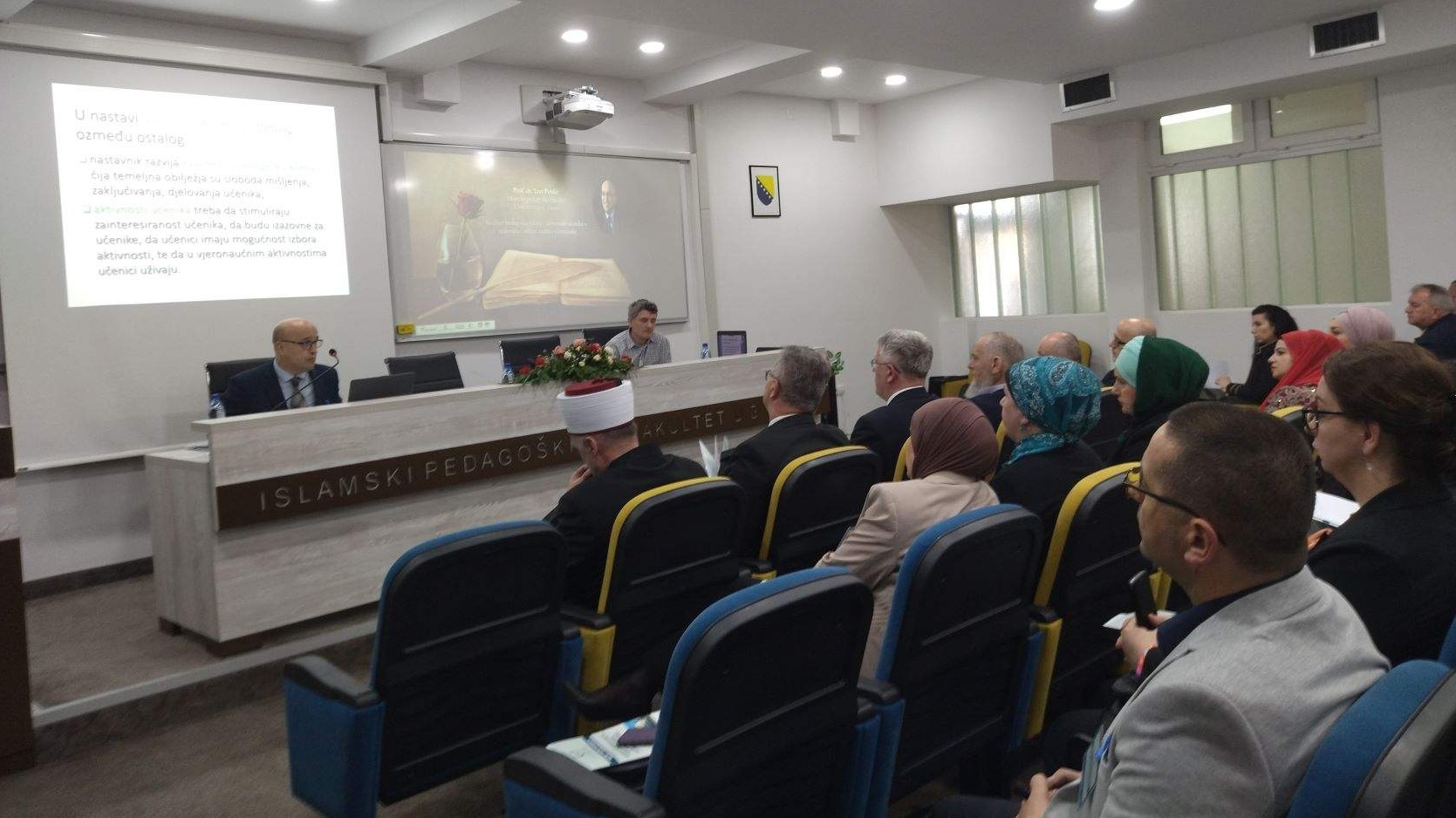 Konferencija „Savremeni izazovi i unapređenje kvalitete nastave islamske vjeronauke“ održana u Bihaću