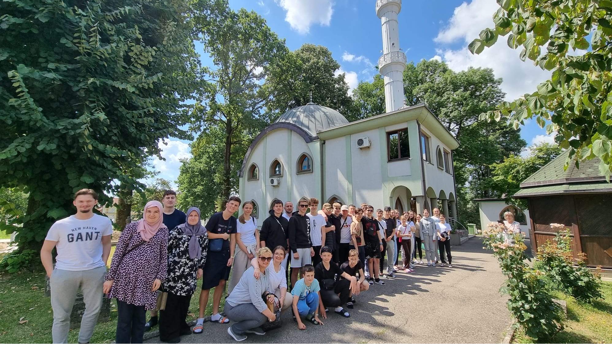 Mladi iz Norveške u Bosni i Hercegovini, prvo posjetili Prnjavor 