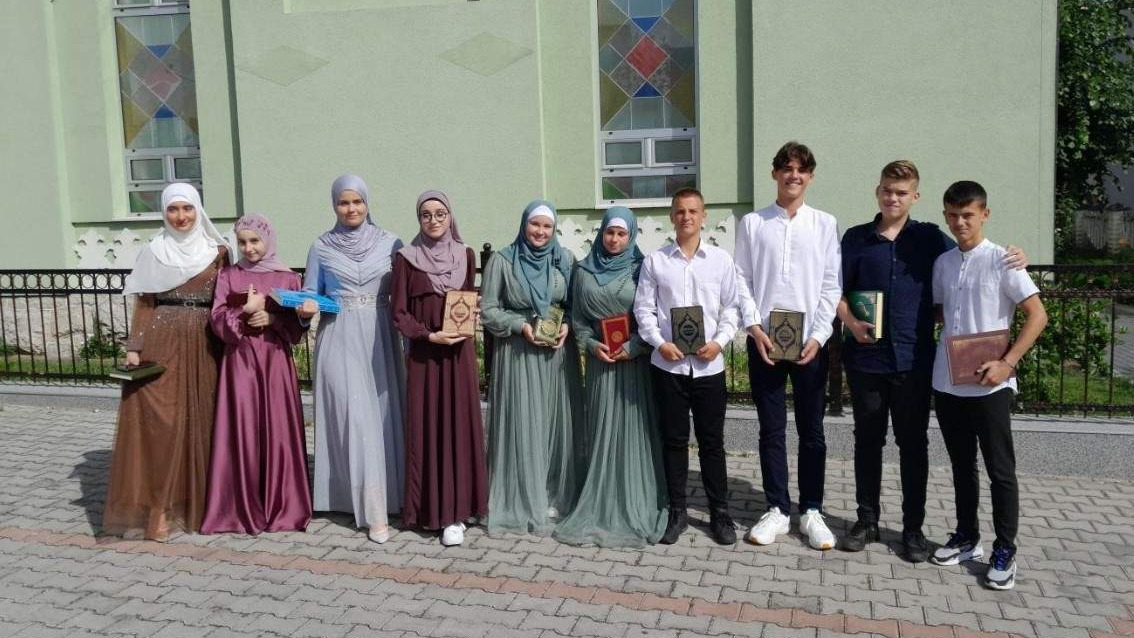 Hatma dova za deset polaznika mektepske pouke džemata Krupa-Grad u Bosanskoj Krupi