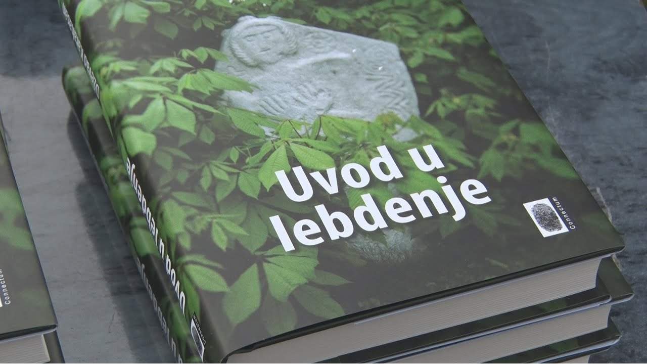 Sarajevo: Promovirana knjiga "Uvod u lebdenje" akademika Karahasana 