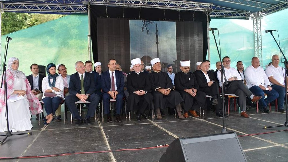 Cazin: Otvorena nova džamija u Pećigradu