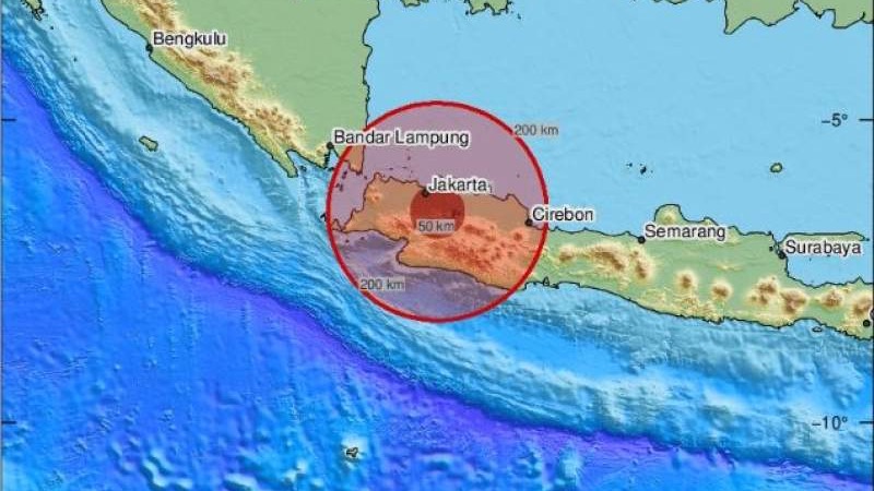 Najmanje 162 poginulih, 700 povrijeđenih u jakom zemljotresu u Indoneziji