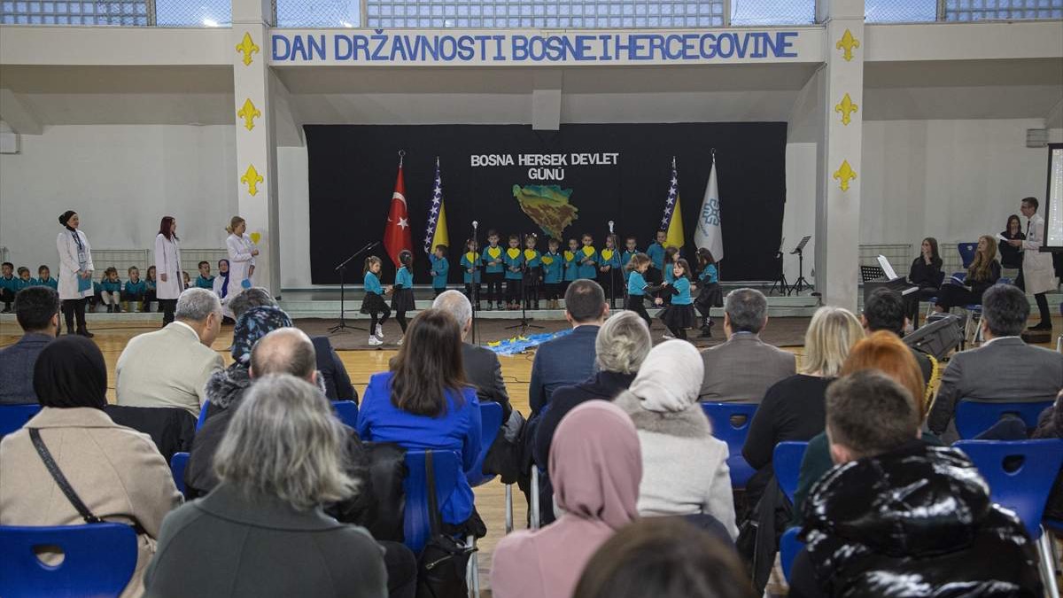 Maarif škole u Sarajevu posebnim programom obilježile Dan državnosti BiH