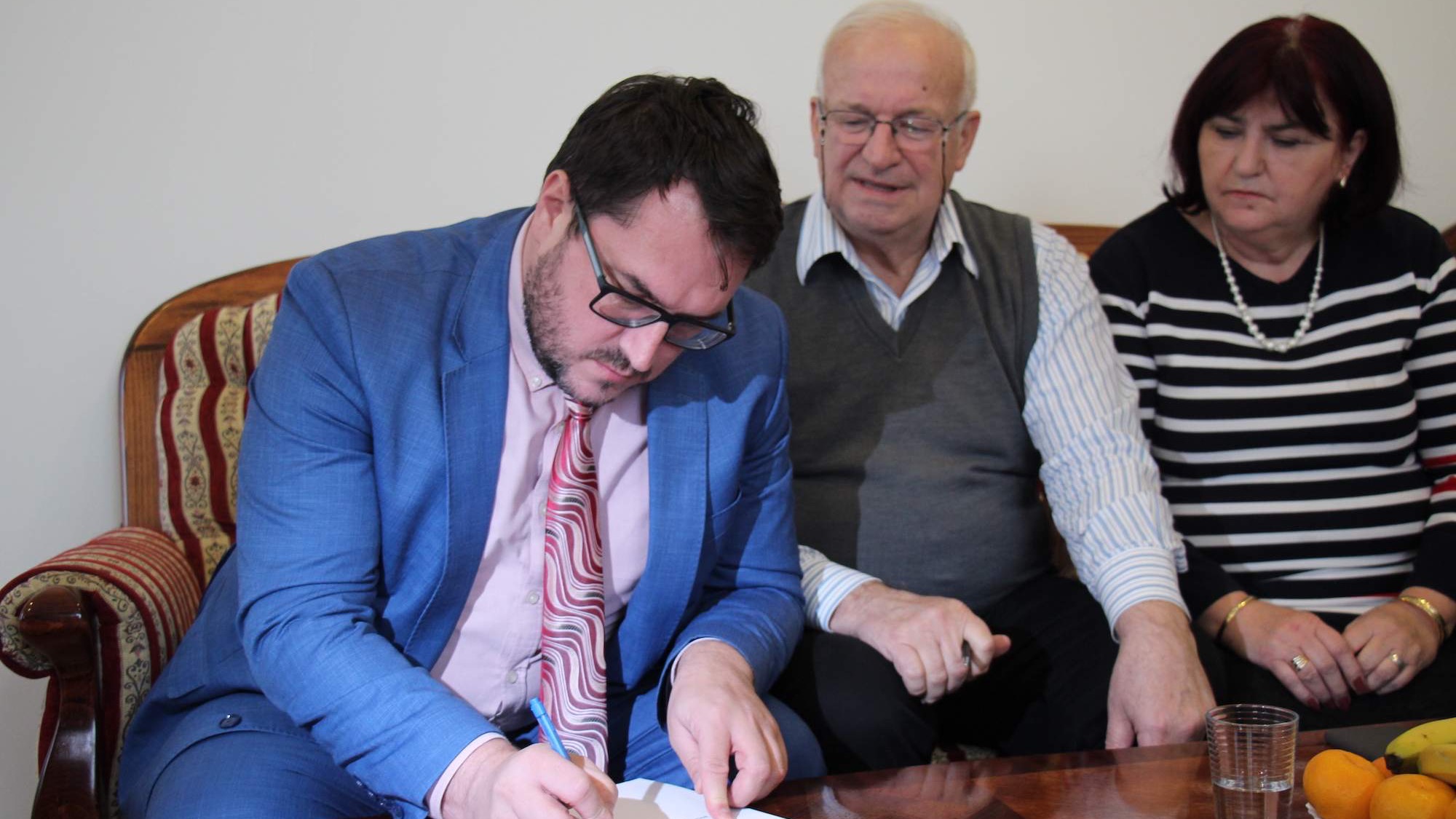Potpisan Ugovor o kupovini objekta za potrebe smještaja učenika Medrese "Reis Ibrahim-ef. Maglajlić" u Banjaluci (VIDEO)
