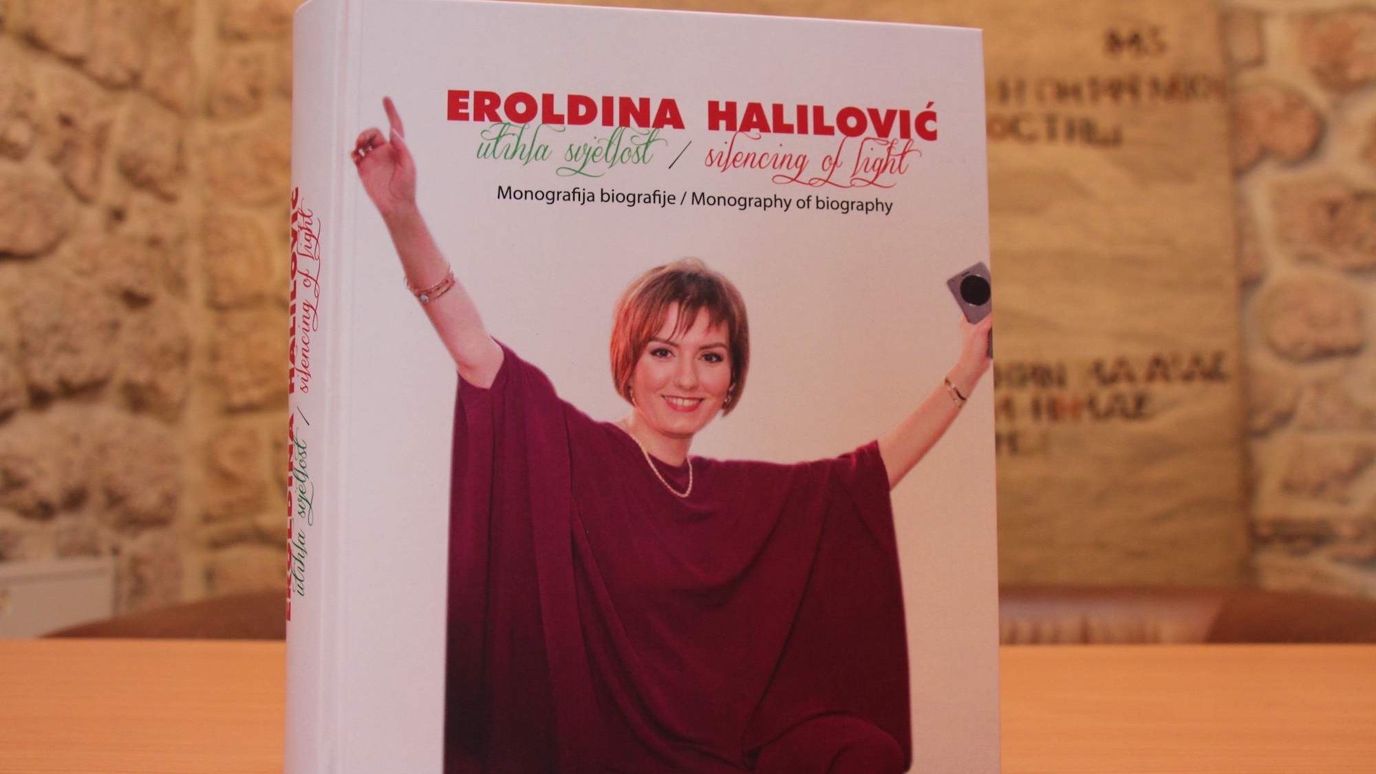 Sarajevo: Predstavljena knjiga "Eroldina Halilović - utihla svjetlost" (VIDEO)