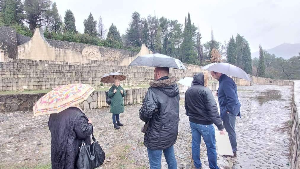 Delegacija Memorijalnog centra Srebrenica u posjetu stratištima u Mostaru, Stocu i Grabovici