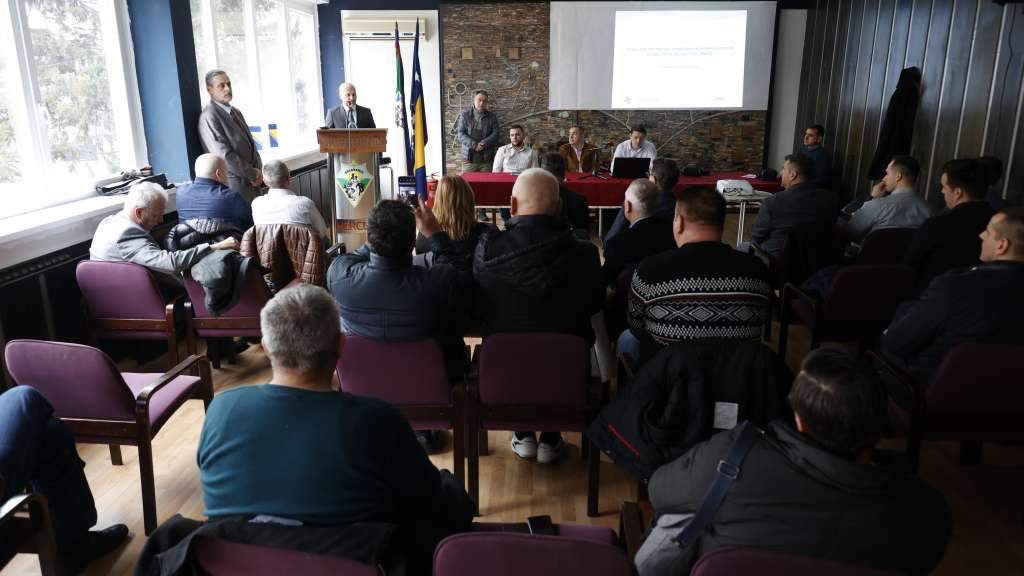 Srebrenik: Predstavljen projekat "Autocesta Orašje - Tuzla, dionica Tuzla - Maoča"