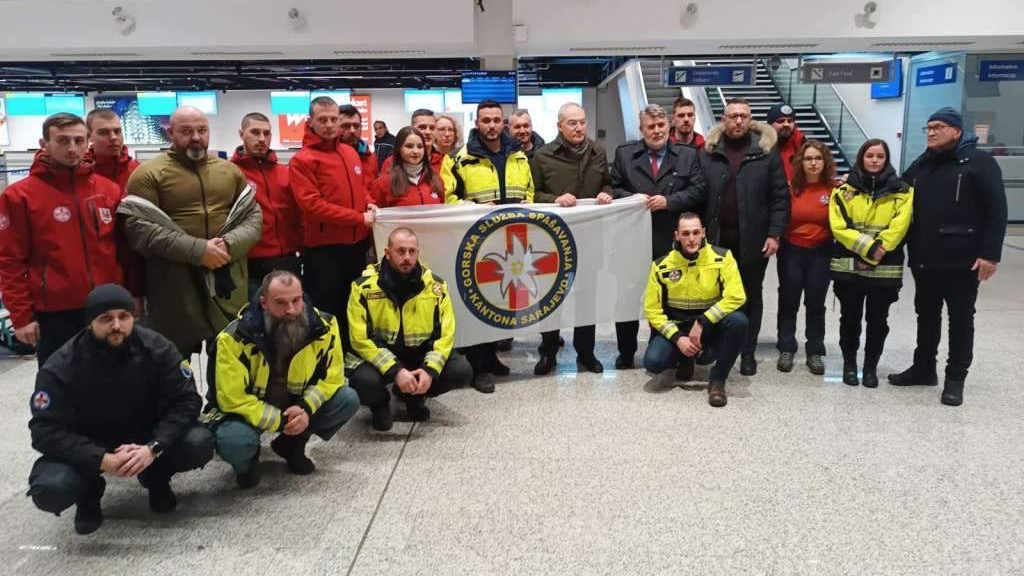 Druga grupa spasilaca GSS KS sa sarajevskog aerodroma otputovala za Tursku