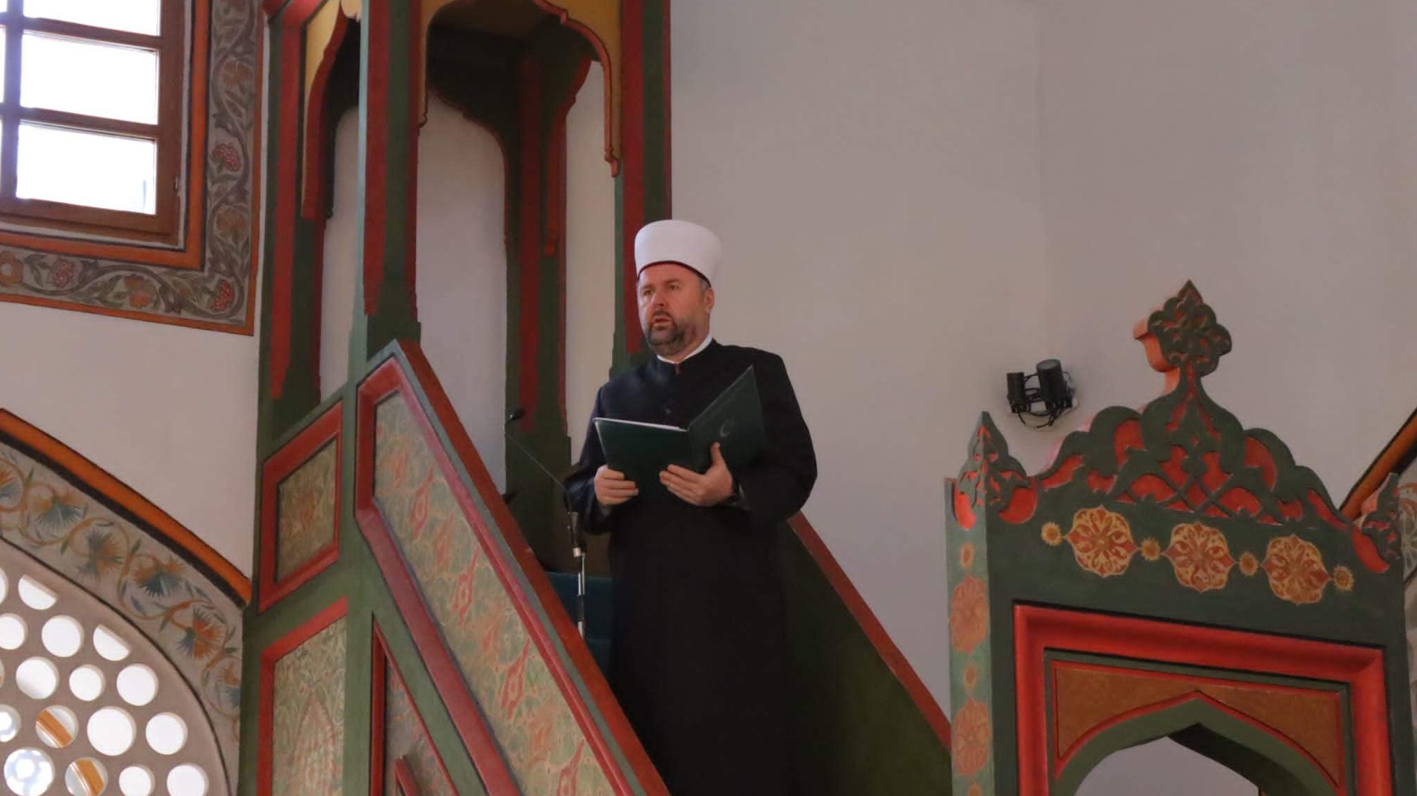 Muftija Dizdarević u Carevoj džamiji: Ramazan je vrijeme promjene (VIDEO)