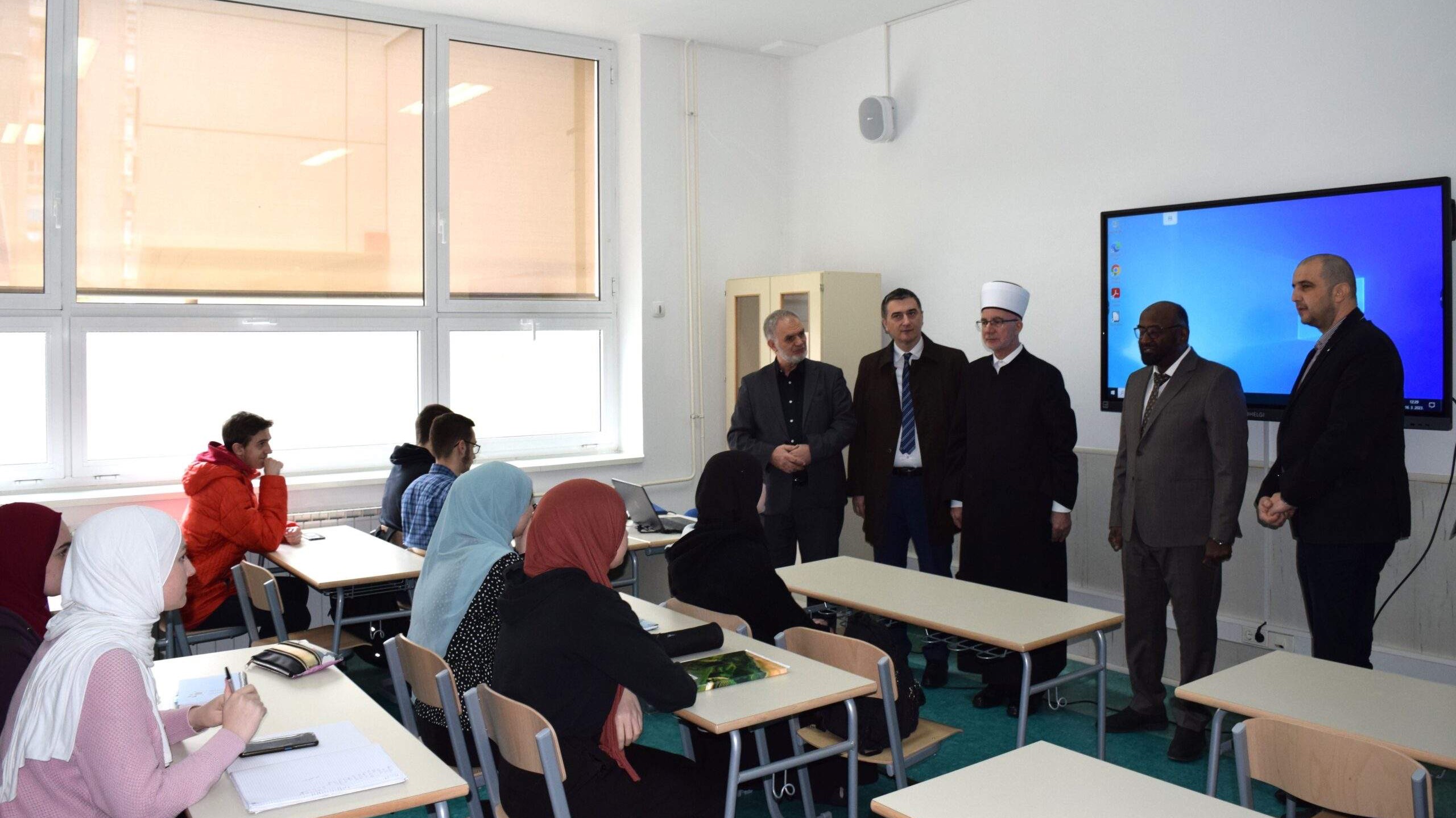 Podrška učenju arapskog jezika u Behram-begovoj medresi u Tuzli