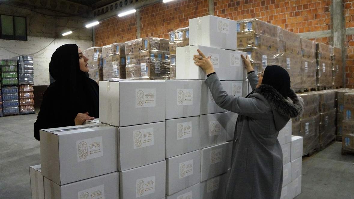 Novi Pazar: Akcijom "Sestra - sestri" obezbijeđeni higijenski paketi za djevojke i žene u Turskoj i Siriji