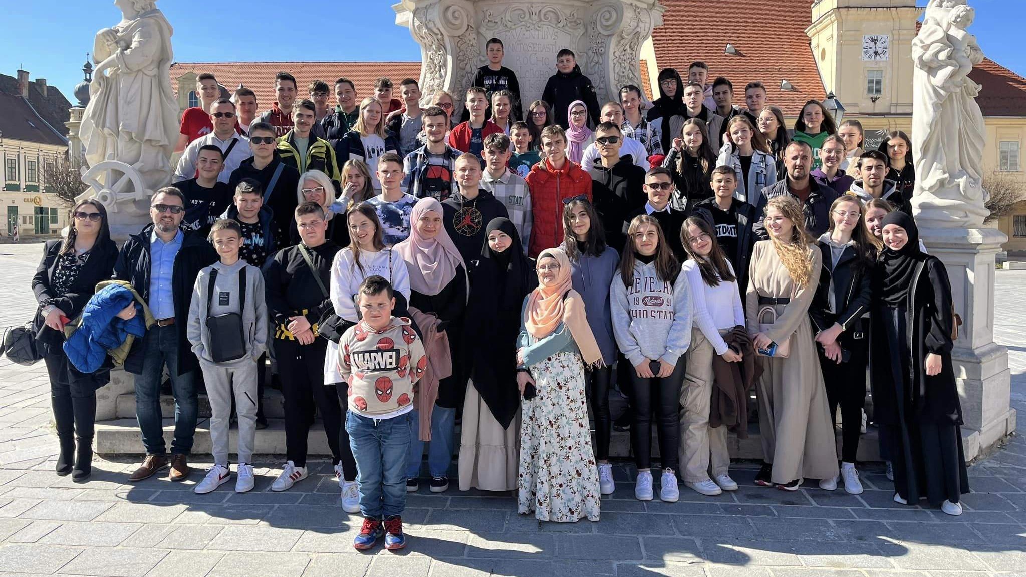 Nakon uspješno završenog drugog ciklusa: Zajednička ekskurzija polaznika Kursa islama iz Lukavca i Gračanice 