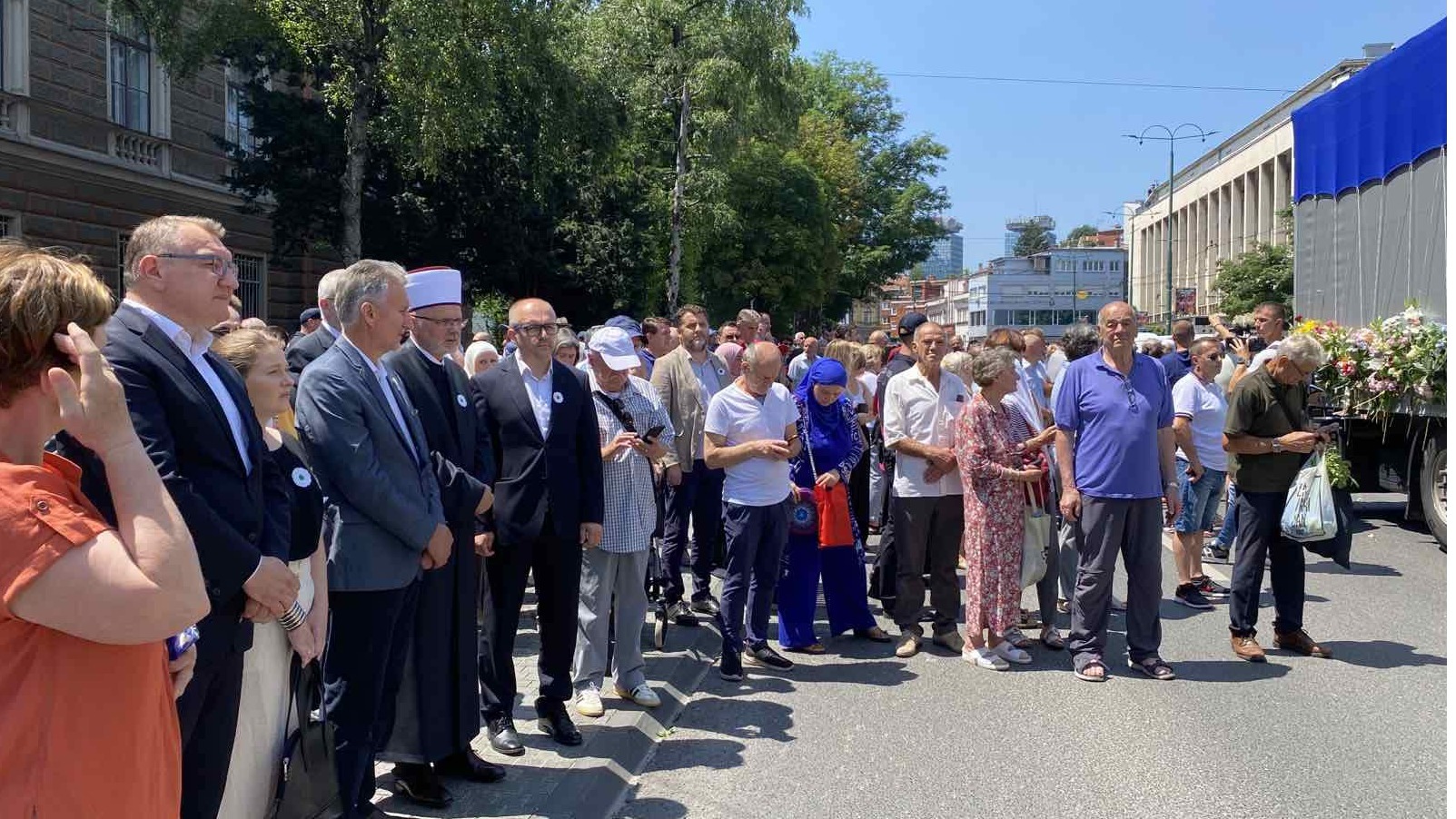 Sarajevo: Dostojanstveno ispraćeni tabuti s žrtvama genocida u Srebrenici