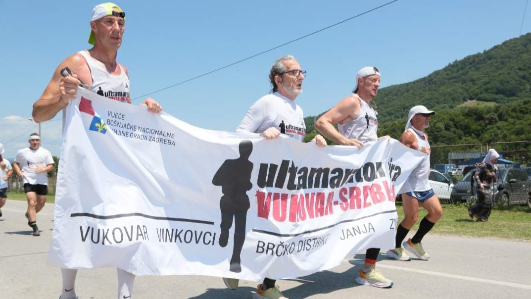 U čast žrtava genocida: Ultramaratonci iz Vukovara stigli u Potočare