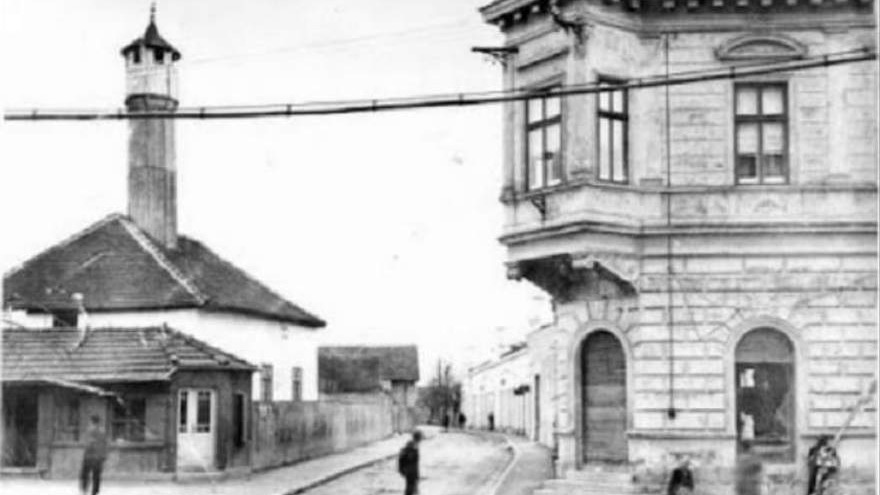 Saopštenje Vakufske direkcije: Poduzeti zakonom predviđene radnje kako bi se zaštitio stari objekat Hotela Palas