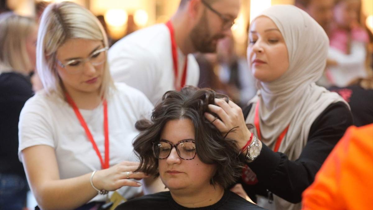 Akcija šišanja "Moja kosa tvoja kosa": Do sada izrađeno 70 perika, većina donatora djeca