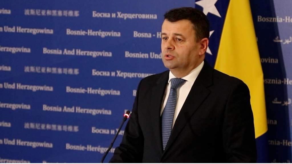 Ministar Hurtić danas u Izbjegličkom kampu Salakovac