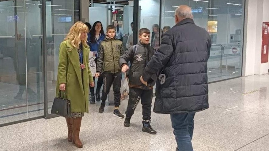 MVP BiH: Dječaci evakuirani iz Gaze stigli u Sarajevo