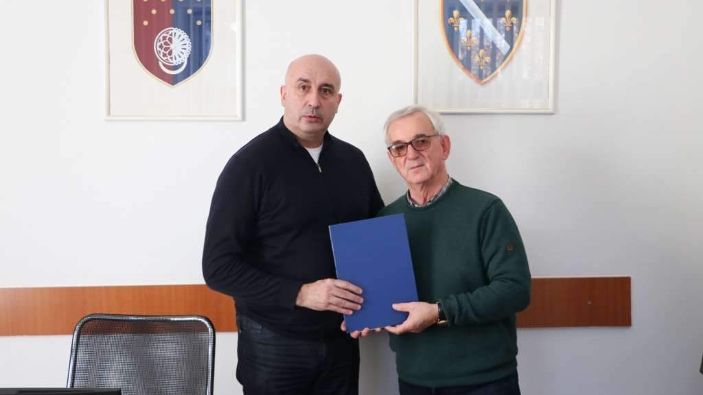 Osmanović i Fazlić potpisali sporazum o privremenom smještaju pripadnika braniteljske populacije