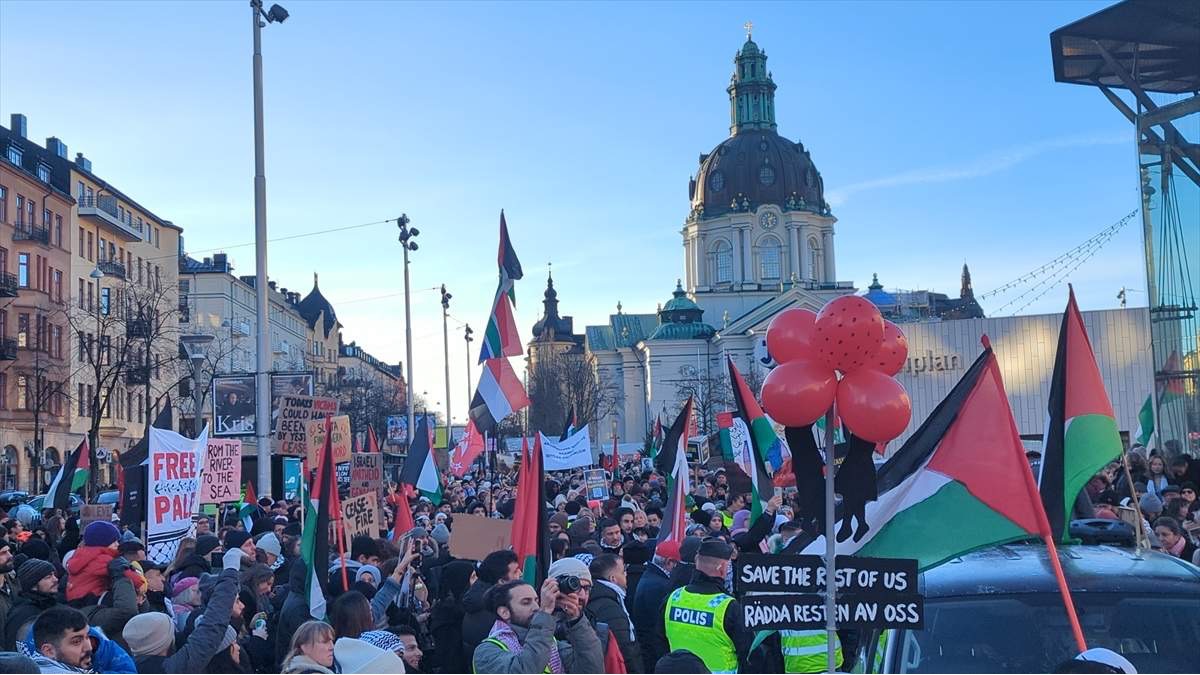 Švedska: Na skupu podrške Palestini u Stockholmu se okupilo blizu 15.000 ljudi