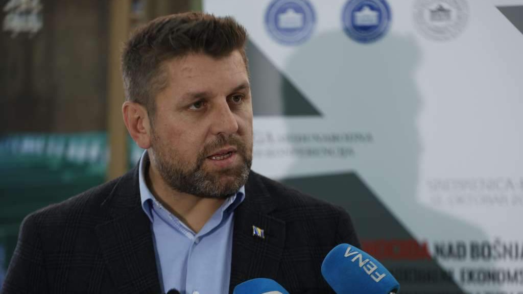 Ćamil Duraković osudio napad na povratnika Bahrudina Gušu u Višegrad