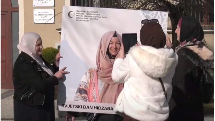 Svjetski dan hidžaba obilježen u Cazinu