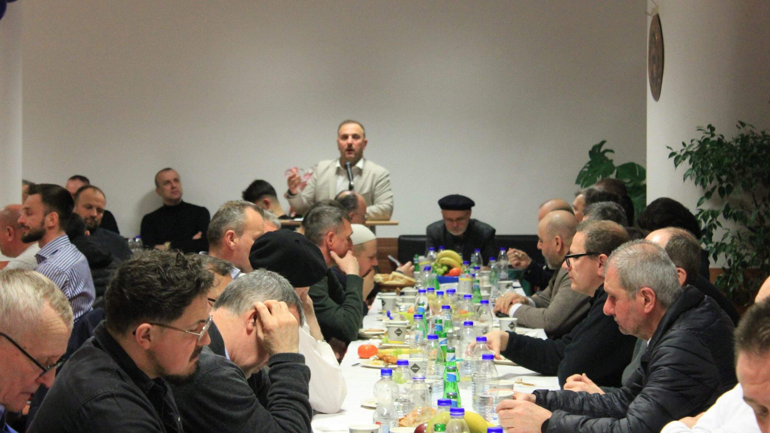 IKB Berlin: Održan vakifski iftar