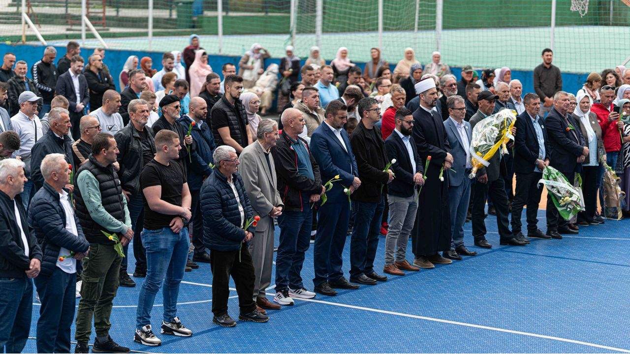 Srebrenica: Obilježena 31. godišnjica od masakra na školskom igralištu