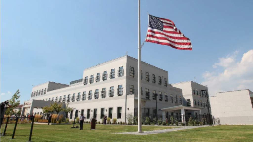 Ambasada SAD-a: Sasvim je jasno ko je uzrok trenutne političke krize i ko zaoštrava tenzije u BiH