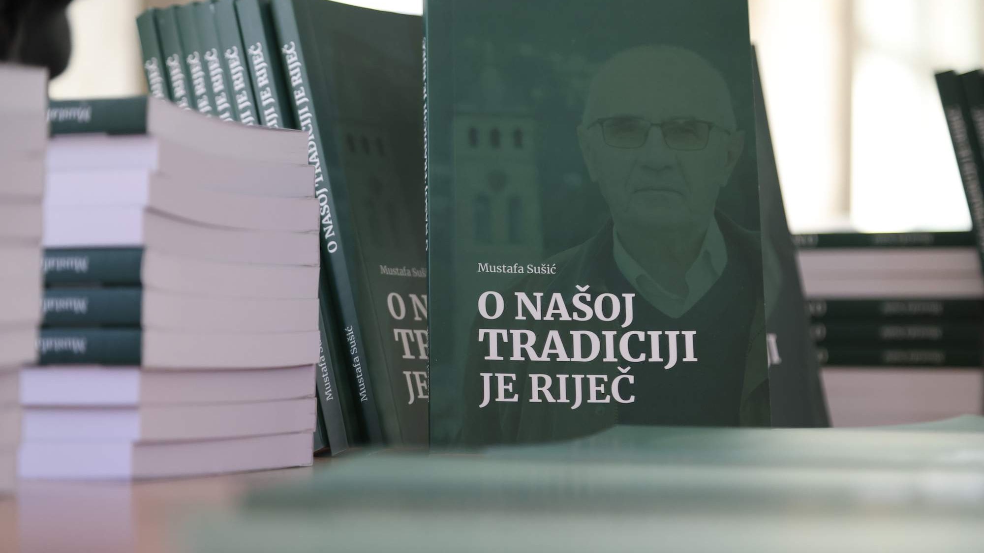 Promovirana knjiga "O našoj tradiciji je riječ" profesora Mustafe Sušića