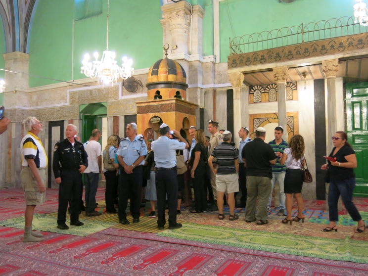 Tokom Pesaha muslimanima zabranjen ulaz u džamiju u Hebronu