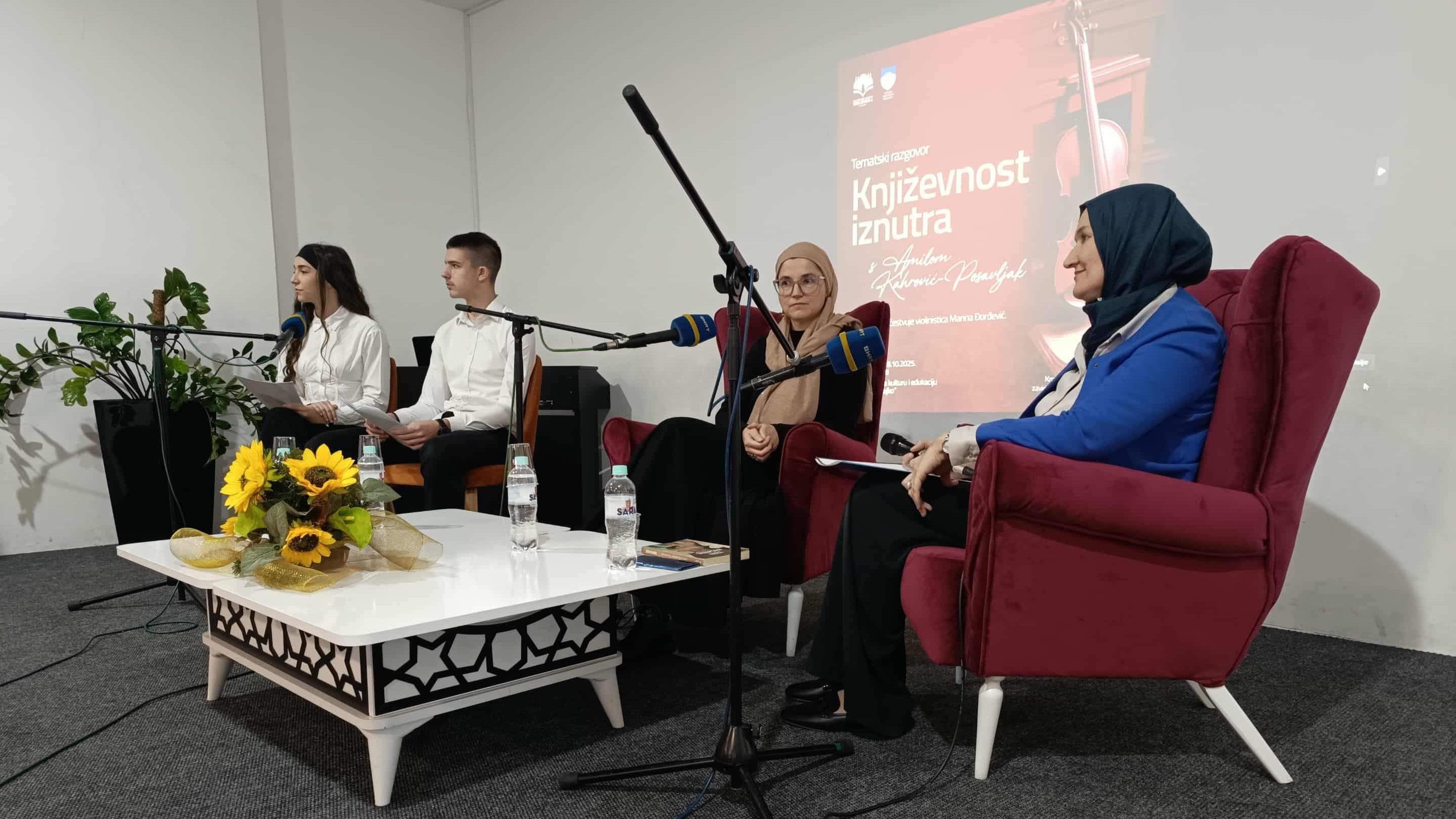 Tematski razgovor s Amilom Kahrović-Posavljak: Najveća moć književnosti je to što ona uvijek ostaje pomalo "po strani"