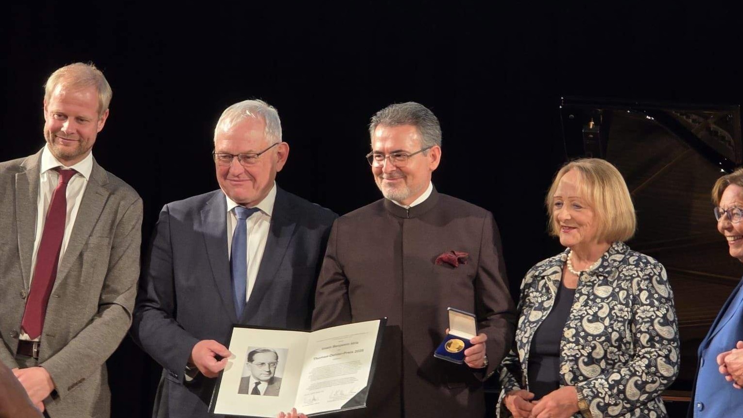 Veliko priznanje za imama u Njemačkoj: Benjamin-ef. Idriz dobitnik nagrade Thomas-Dehler 2025.