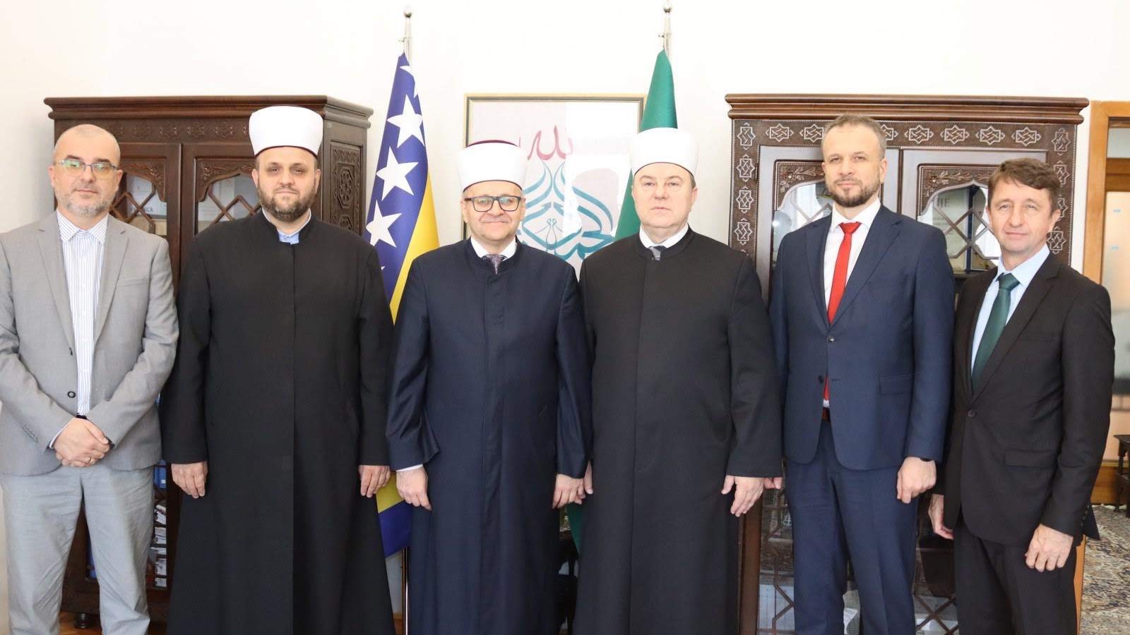 Direktor Uprave za vjerske poslove Rijaseta IZ sa saradnicima posjetio Mostarsko muftijstvo