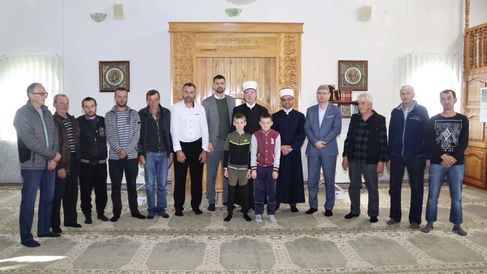 U okviru tridesete godišnjice genocida muftija Fazlović boravio u srebreničkim džematima Osmače i Osat