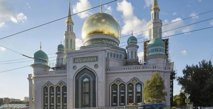Otvorenje centralne moskovske džamije noć prije Kurban bajrama
