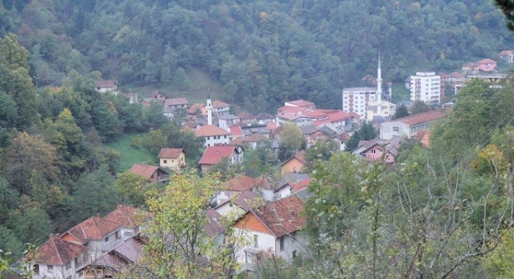 Koalicija "Prvi mart": SNSD i HDZ BiH ove jeseni žele u svoje vlasništvo uknjižiti Srebrenicu i Stolac