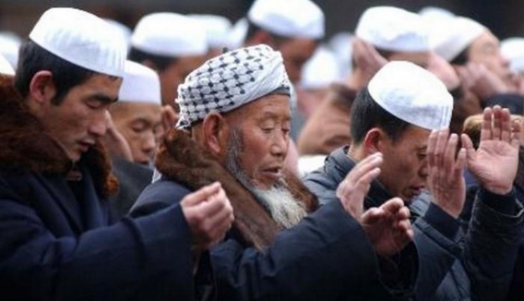 Kina zabranila brade i pokrivanje lica u pokrajini Xinjiang