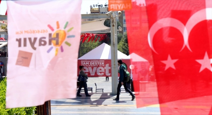 Turska: Na istom trgu kampanje za referendum dvije oponentske stranke