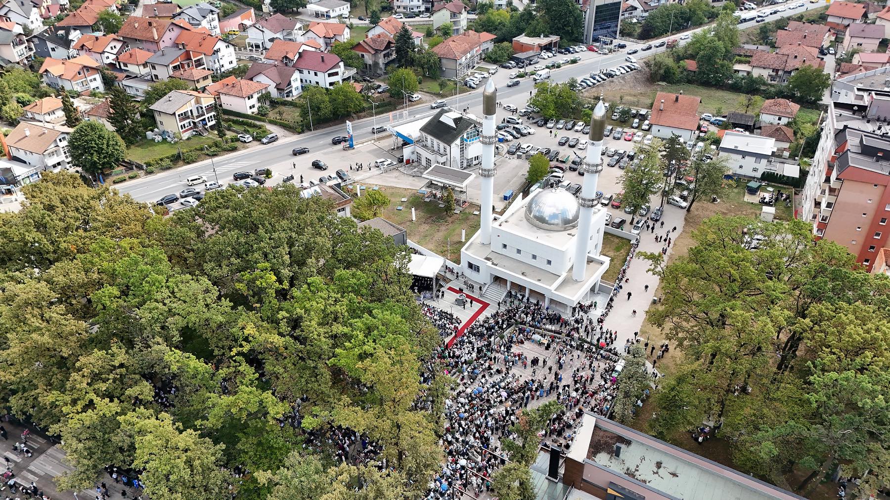Otvorenje Čaršijske džamije u Srebreniku, snimak dronom: Amel Emrić