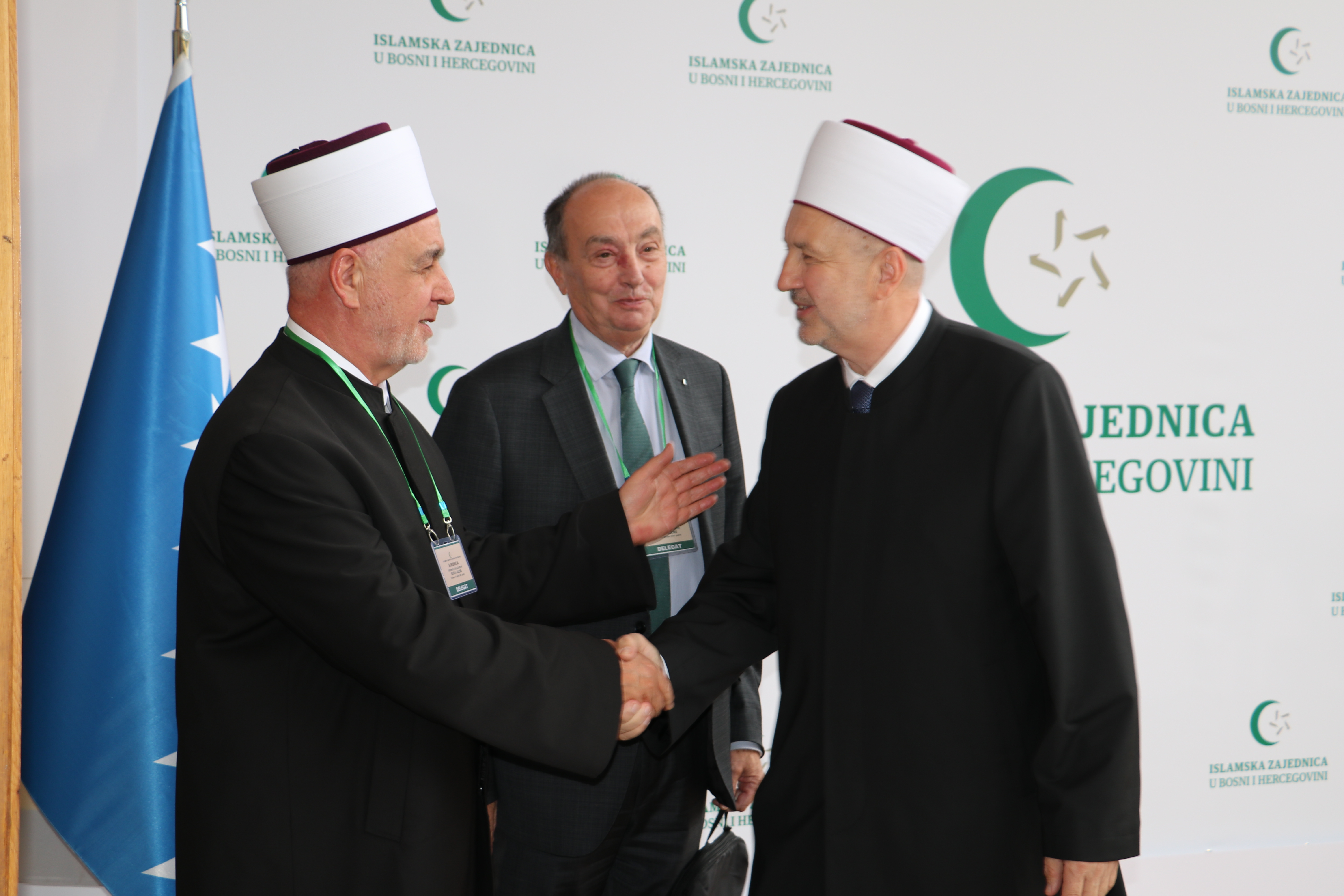 Novoizabrani reisul-ulema Islamske zajednice u Bosni i Hercegovini Nedžad-ef. Grabus i reisul-ulema Husein-ef. Kavazović