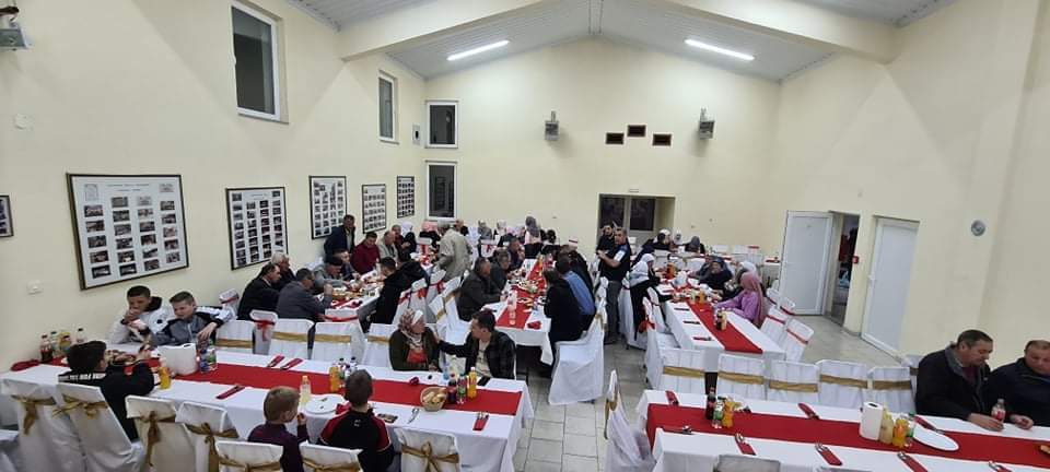 03.jpg - MIZ Prnjavor: Muftija Abdibegović prisustvovao 20. tradicionalnom iftaru u Lišnji