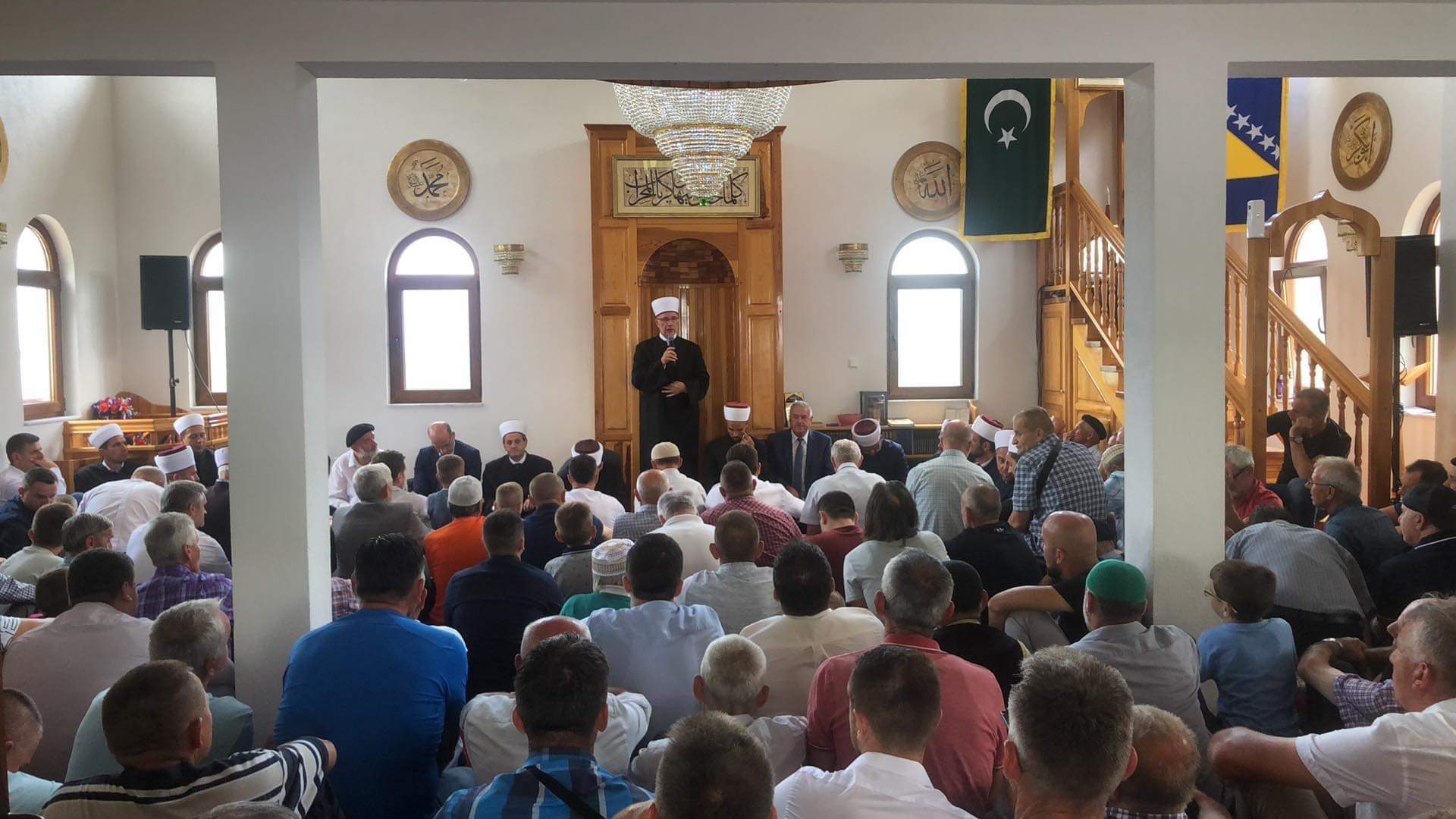 296330541_1866685120334587_1412939598325917144_n.jpg - Muftija Fazlović u Cerskoj: Budimo opredijeljeni da volimo ljude koji su ovdje i da o njima brinemo