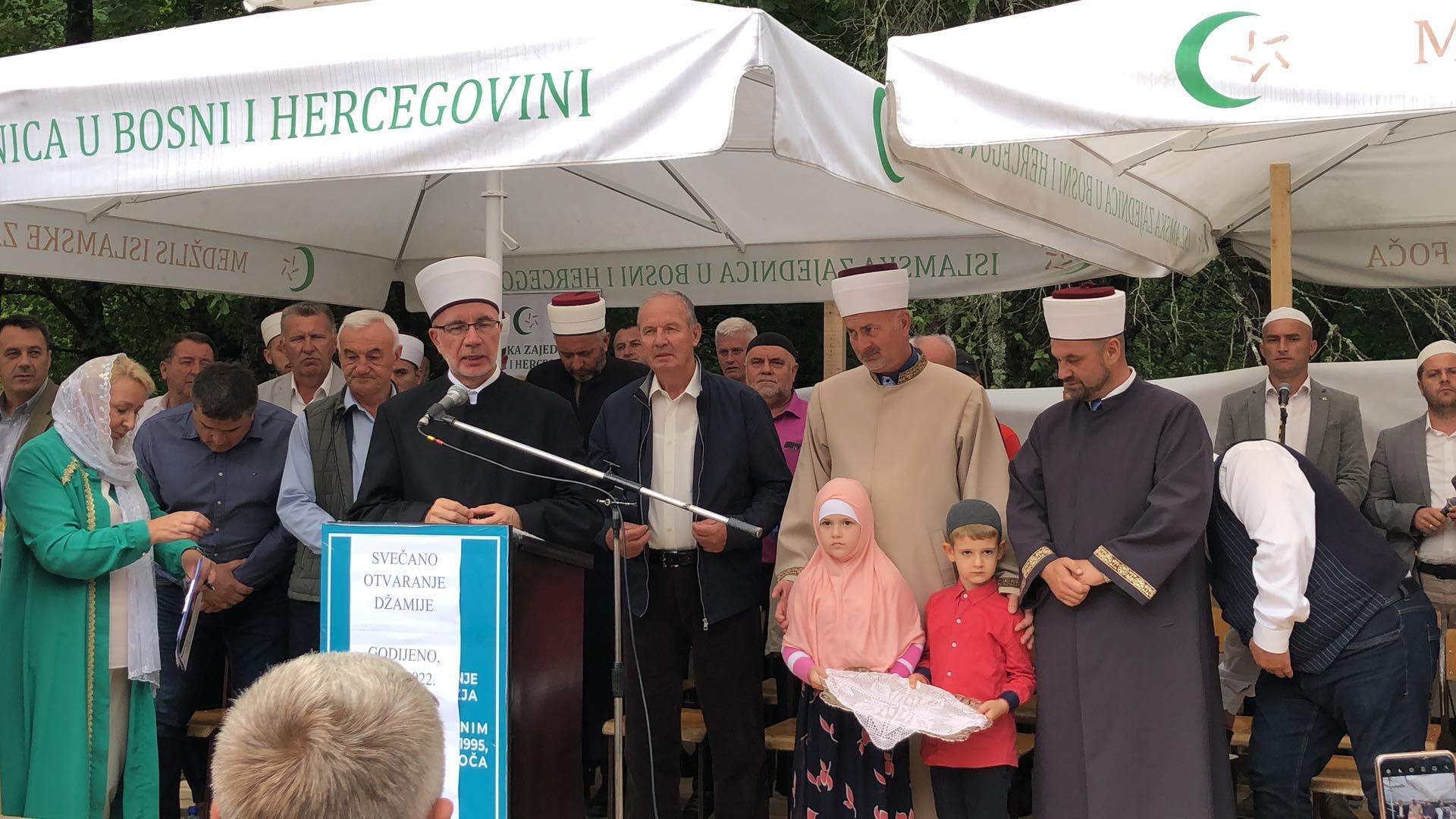 298161395_1313147265759424_6721017465194405311_n.jpg - Muftija Fazlović na otvorenju džamije u džematu Godijeno: Islamska zajednica je naše zajedništvo