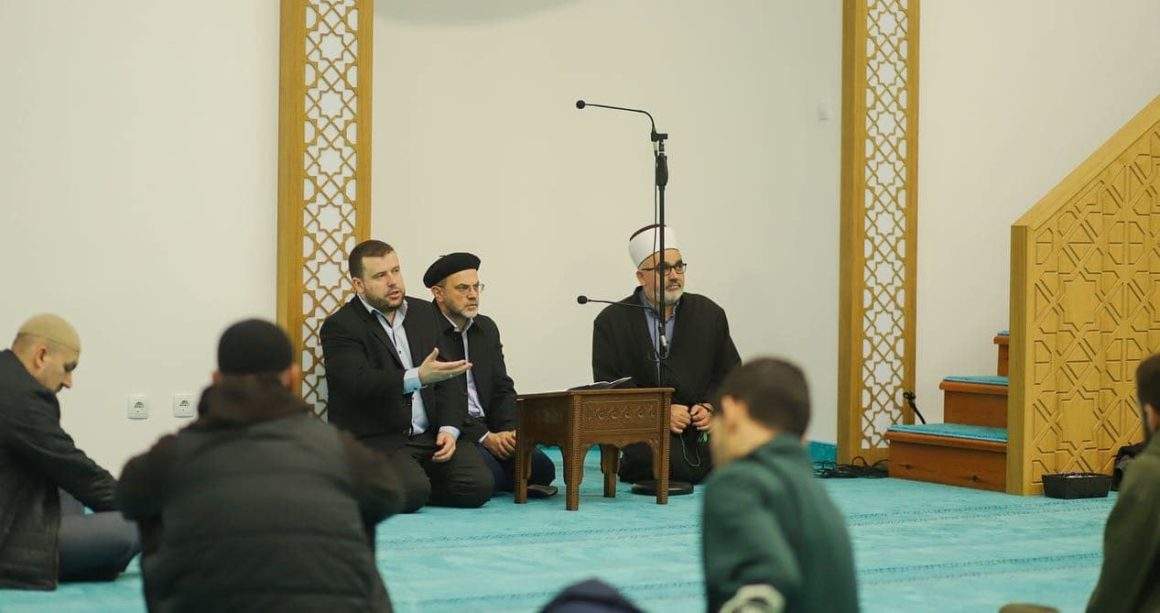 315282619_1759241974452164_8419225179892470836_n-1-1160x613.jpg - Dr. Ćeman: Govoru o vjeri treba prethoditi učenje i razumijevanje