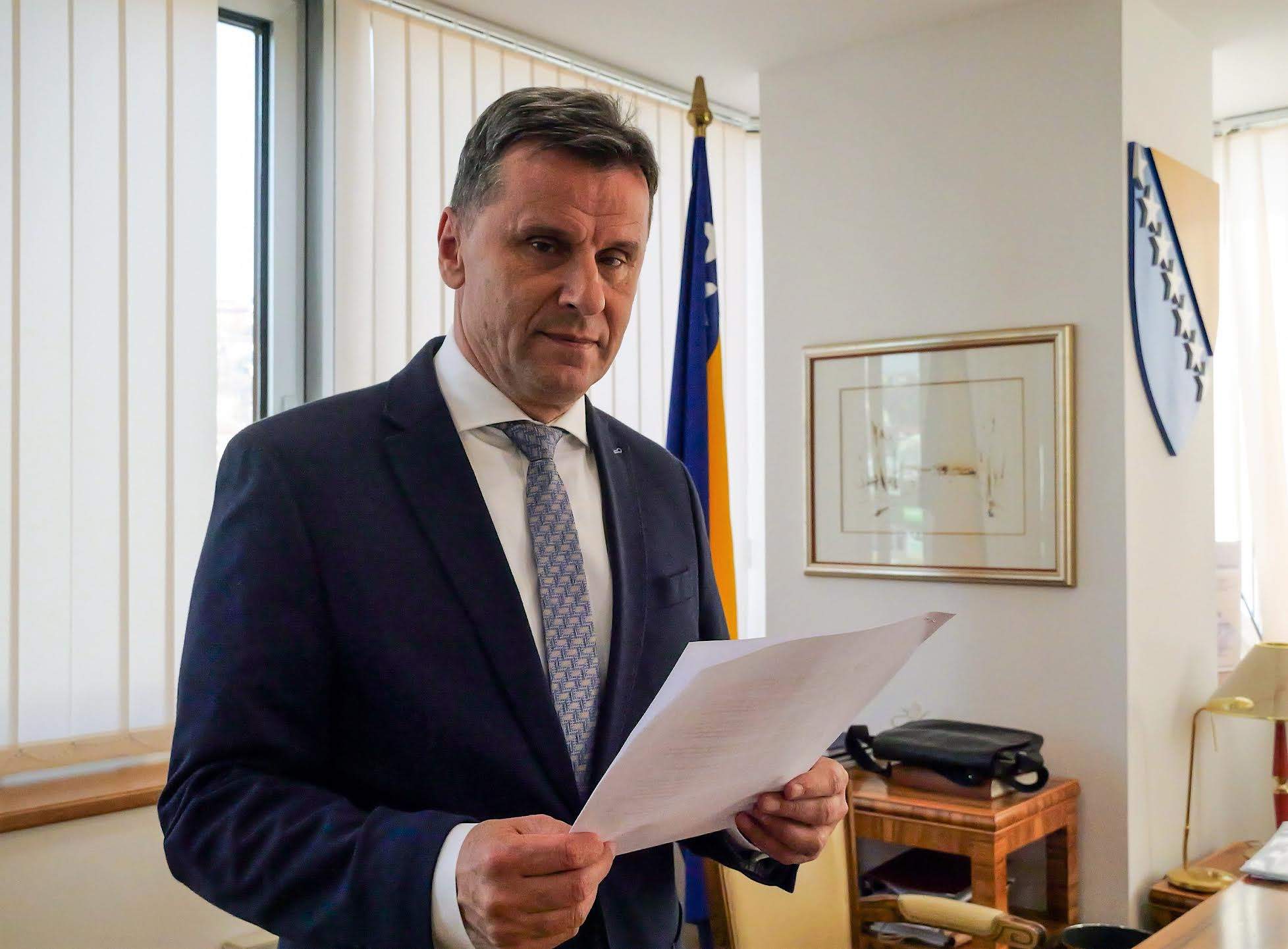 0-2.jpeg - Premijer Novalić za Preporod.info: Za domovinu smo svi odgovorni
