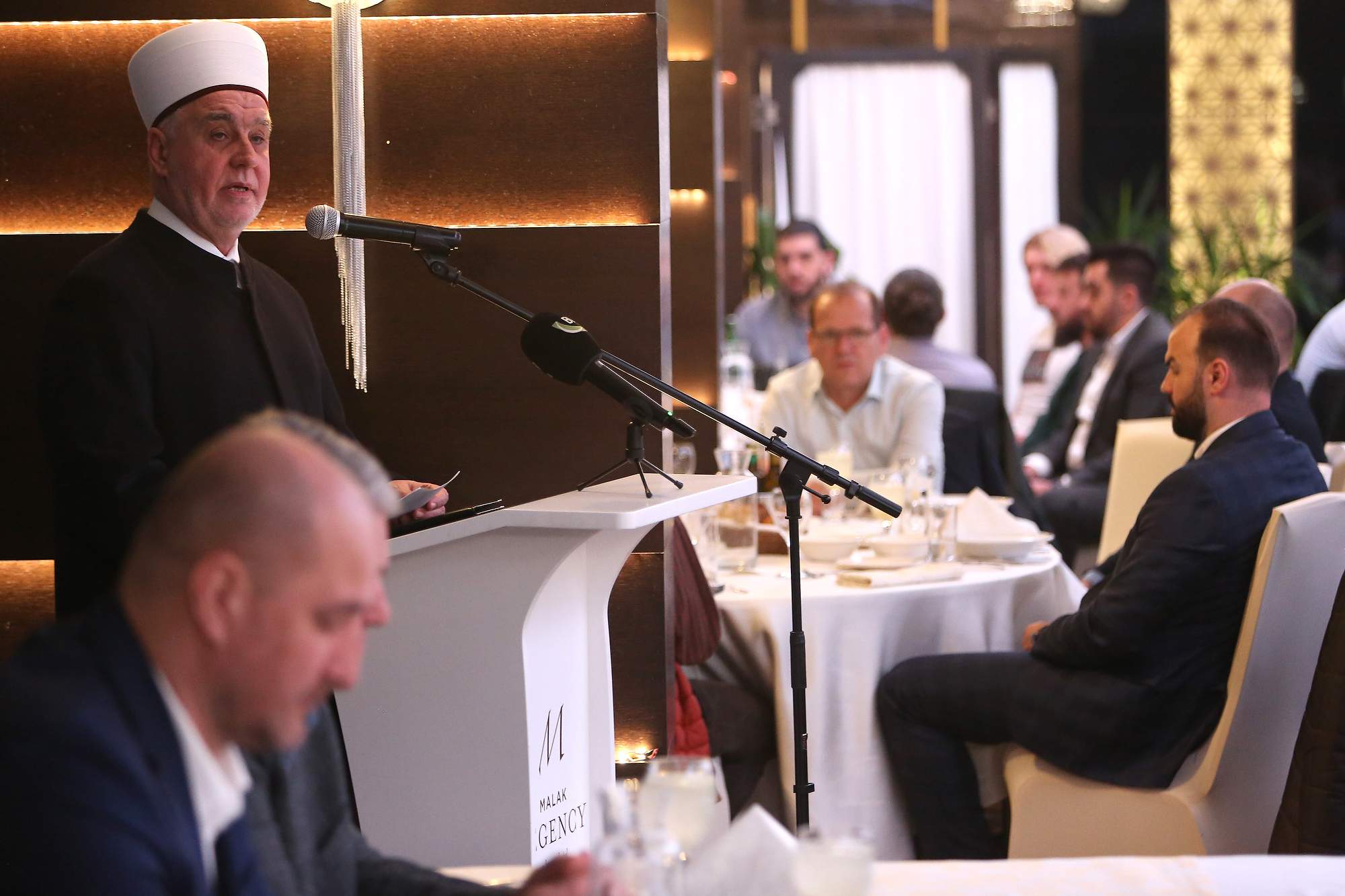 Iftar Malak 0028.jpg - Iftar reisul-uleme s privrednicima: Privrednici su jedan od najvažnijih stubova države